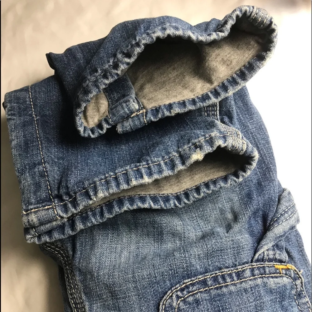 GAP baby lined